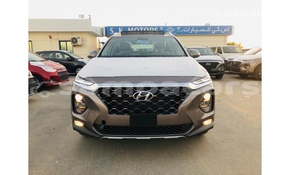 Acheter Import Voiture Hyundai Santa Fe Marron à Import - Dubai, A'ana Acheter Import Voiture Hyundai Santa Fe Marron à Import - Dubai, A'ana