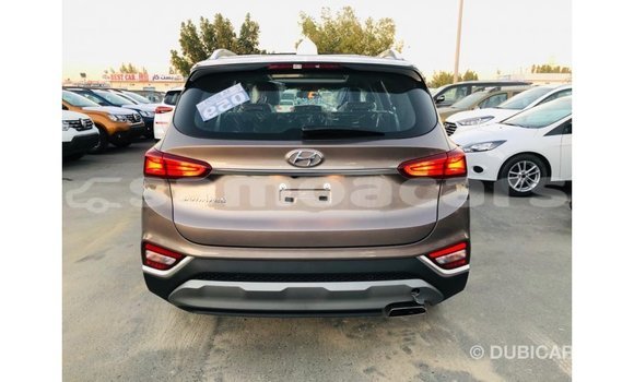 Acheter Import Voiture Hyundai Santa Fe Marron à Import - Dubai, A'ana Acheter Import Voiture Hyundai Santa Fe Marron à Import - Dubai, A'ana