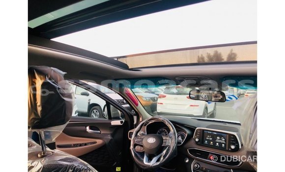 Acheter Import Voiture Hyundai Santa Fe Marron à Import - Dubai, A'ana Acheter Import Voiture Hyundai Santa Fe Marron à Import - Dubai, A'ana