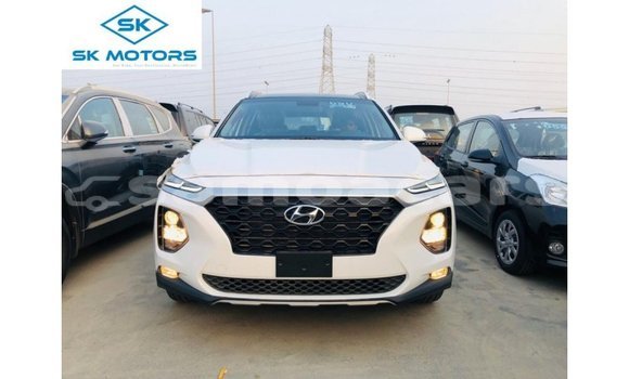 Buy Import Hyundai Santa Fe White Car in Import - Dubai in A'ana