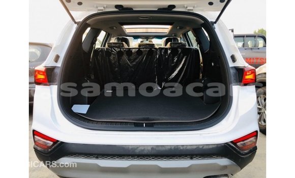 Buy Import Hyundai Santa Fe White Car in Import - Dubai in A'ana Buy Import Hyundai Santa Fe White Car in Import - Dubai in A'ana