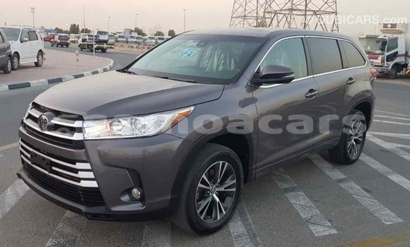 Acheter Import Voiture Toyota Highlander Autre à Import - Dubai, A'ana Acheter Import Voiture Toyota Highlander Autre à Import - Dubai, A'ana