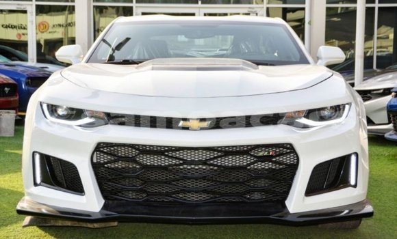 Buy Import Chevrolet Camaro White Car in Import - Dubai in A'ana