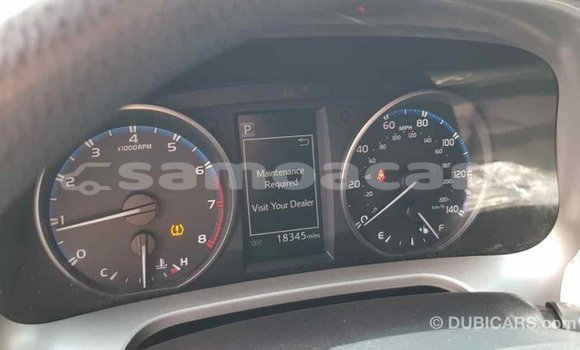 Acheter Import Voiture Toyota RAV4 Autre à Import - Dubai, A'ana Acheter Import Voiture Toyota RAV4 Autre à Import - Dubai, A'ana