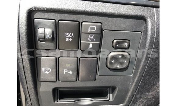 Acheter Import Voiture Toyota Land Cruiser Noir à Import - Dubai, A'ana Acheter Import Voiture Toyota Land Cruiser Noir à Import - Dubai, A'ana