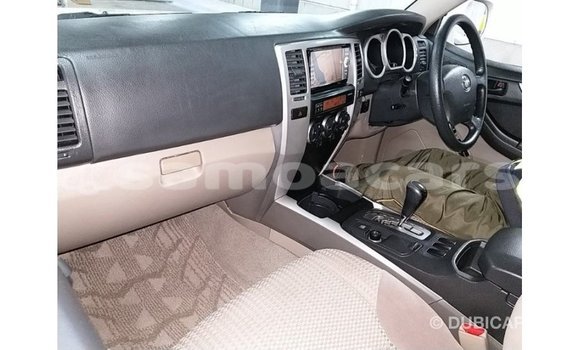 Acheter Import Voiture Toyota Hilux Blanc à Import - Dubai, A'ana Acheter Import Voiture Toyota Hilux Blanc à Import - Dubai, A'ana