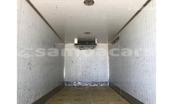 Acheter Import Voiture Mitsubishi i Blanc à Import - Dubai, A'ana Acheter Import Voiture Mitsubishi i Blanc à Import - Dubai, A'ana