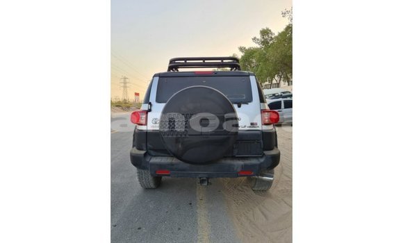 Acheter Import Voiture Toyota FJ Cruiser Autre à Import - Dubai, A'ana Acheter Import Voiture Toyota FJ Cruiser Autre à Import - Dubai, A'ana