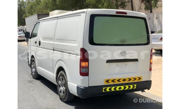 Acheter Import Voiture Toyota Hiace Blanc à Import - Dubai, A'ana Acheter Import Voiture Toyota Hiace Blanc à Import - Dubai, A'ana