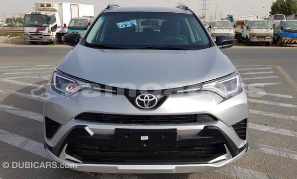 Acheter Import Voiture Toyota RAV4 Autre à Import - Dubai, A'ana Acheter Import Voiture Toyota RAV4 Autre à Import - Dubai, A'ana
