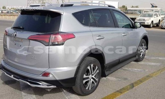 Acheter Import Voiture Toyota RAV4 Autre à Import - Dubai, A'ana Acheter Import Voiture Toyota RAV4 Autre à Import - Dubai, A'ana
