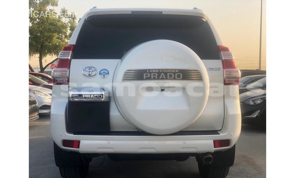 Acheter Import Voiture Toyota Prado Blanc à Import - Dubai, A'ana Acheter Import Voiture Toyota Prado Blanc à Import - Dubai, A'ana