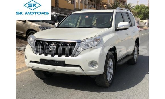 Buy Import Toyota Prado White Car in Import - Dubai in A'ana