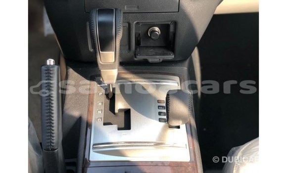 Acheter Import Voiture Mitsubishi Pajero Noir à Import - Dubai, A'ana Acheter Import Voiture Mitsubishi Pajero Noir à Import - Dubai, A'ana