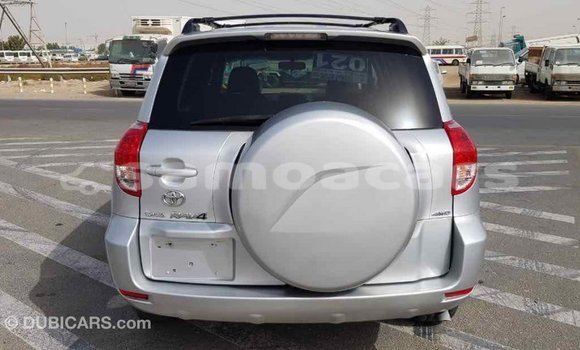 Acheter Import Voiture Toyota RAV4 Autre à Import - Dubai, A'ana Acheter Import Voiture Toyota RAV4 Autre à Import - Dubai, A'ana