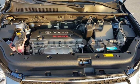 Acheter Import Voiture Toyota RAV4 Bleu à Import - Dubai, A'ana Acheter Import Voiture Toyota RAV4 Bleu à Import - Dubai, A'ana