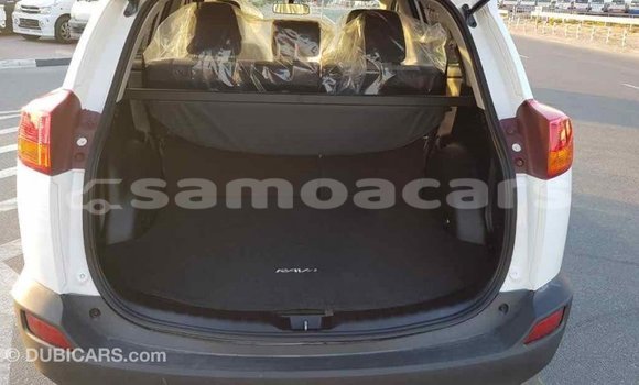 Acheter Import Voiture Toyota RAV4 Blanc à Import - Dubai, A'ana Acheter Import Voiture Toyota RAV4 Blanc à Import - Dubai, A'ana