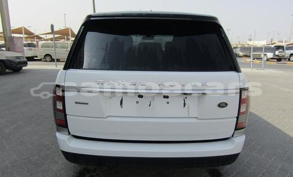 Buy Used Land Rover Range Rover White Car in A'opo in Gagaifomauga Buy Used Land Rover Range Rover White Car in A'opo in Gagaifomauga