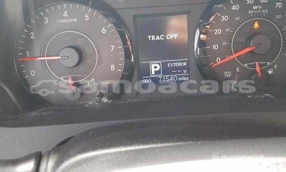 Acheter Import Voiture Toyota Sienna Blanc à Import - Dubai, A'ana Acheter Import Voiture Toyota Sienna Blanc à Import - Dubai, A'ana