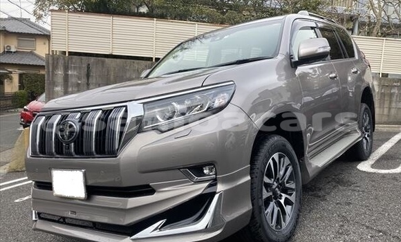 Acheter Occasion Voiture Toyota Land Cruiser Prado Beige à Apia, Tuamasaga Acheter Occasion Voiture Toyota Land Cruiser Prado Beige à Apia, Tuamasaga