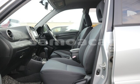 Acheter Occasion Voiture Toyota RAV4 Gris à Vaipua, Satupa'itea Acheter Occasion Voiture Toyota RAV4 Gris à Vaipua, Satupa'itea