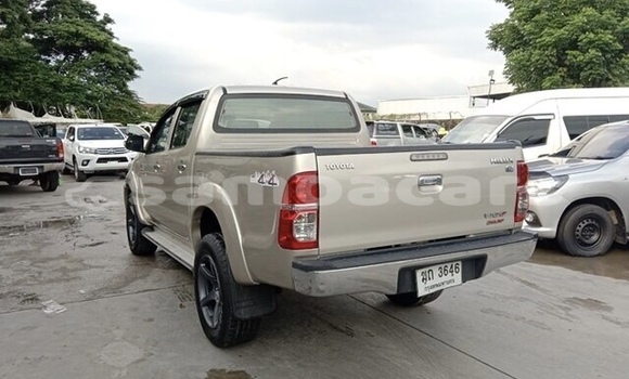 Acheter Occasion Voiture Toyota Hilux Beige à Samusu, Atua Acheter Occasion Voiture Toyota Hilux Beige à Samusu, Atua