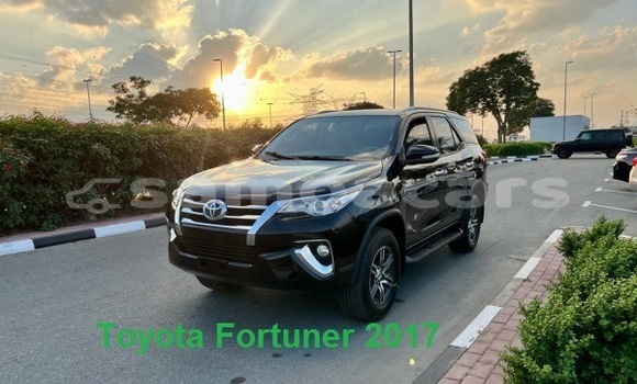 Acheter Occasion Voiture Toyota Fortuner Noir à Matatufu, Atua