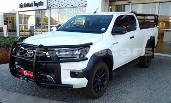 Buy Used Toyota Hilux White Car in Apia in Tuamasaga Buy Used Toyota Hilux White Car in Apia in Tuamasaga