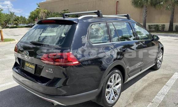 Buy Used Volkswagen Golf GTI Red Car in Apia in Tuamasaga Buy Used Volkswagen Golf GTI Red Car in Apia in Tuamasaga