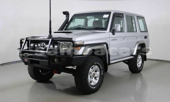 Acheter Occasion Voiture Toyota Land Cruiser Gris à Apia, Tuamasaga Acheter Occasion Voiture Toyota Land Cruiser Gris à Apia, Tuamasaga