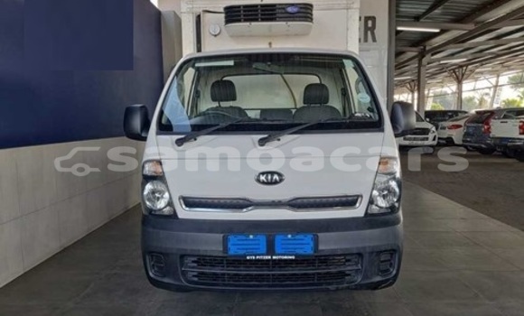 Buy Used Kia K7 White Car in Apia in Tuamasaga Buy Used Kia K7 White Car in Apia in Tuamasaga