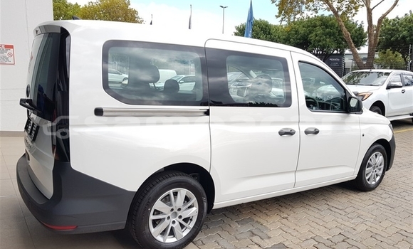 Buy Used Volkswagen Caddy White Car in Apia in Tuamasaga Buy Used Volkswagen Caddy White Car in Apia in Tuamasaga