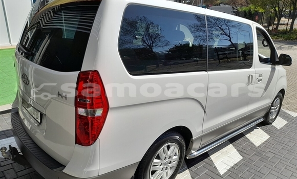 Buy Used Hyundai H1 White Car in Faleialupo in Vaisigano Buy Used Hyundai H1 White Car in Faleialupo in Vaisigano