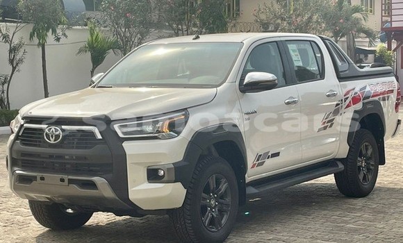 Buy Used Toyota Hilux White Car in Apia in Tuamasaga Buy Used Toyota Hilux White Car in Apia in Tuamasaga