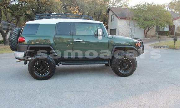 Buy Used Toyota FJ Cruiser Green Car in Apia in Tuamasaga Buy Used Toyota FJ Cruiser Green Car in Apia in Tuamasaga