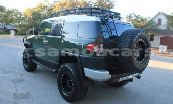 Buy Used Toyota FJ Cruiser Green Car in Apia in Tuamasaga Buy Used Toyota FJ Cruiser Green Car in Apia in Tuamasaga