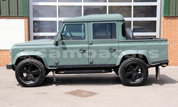 Buy Used Land Rover Defender Green Car in Apia in Tuamasaga Buy Used Land Rover Defender Green Car in Apia in Tuamasaga