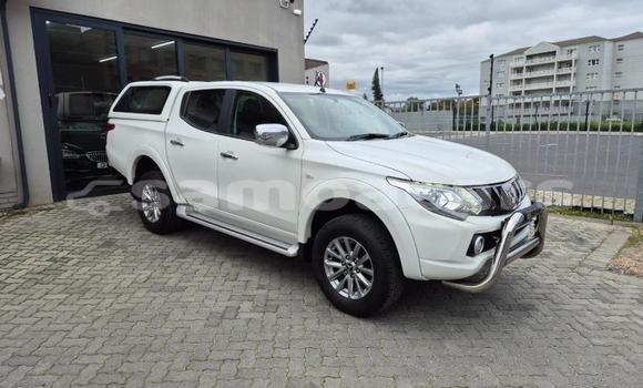 Buy Used Mitsubishi Triton White Car in Apia in Tuamasaga Buy Used Mitsubishi Triton White Car in Apia in Tuamasaga