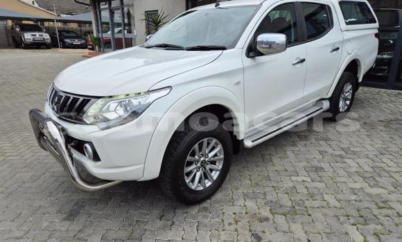 Buy Used Mitsubishi Triton White Car in Apia in Tuamasaga Buy Used Mitsubishi Triton White Car in Apia in Tuamasaga