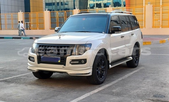 Buy Used Mitsubishi Pajero White Car in Apia in Tuamasaga Buy Used Mitsubishi Pajero White Car in Apia in Tuamasaga