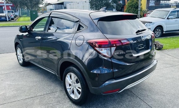 Buy Used Honda Vezel Blue Car in Apia in Tuamasaga Buy Used Honda Vezel Blue Car in Apia in Tuamasaga