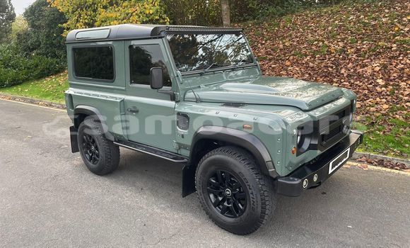 Buy Used Land Rover Defender Green Car in Apia in Tuamasaga Buy Used Land Rover Defender Green Car in Apia in Tuamasaga