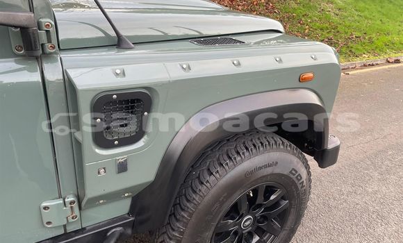 Buy Used Land Rover Defender Green Car in Apia in Tuamasaga Buy Used Land Rover Defender Green Car in Apia in Tuamasaga