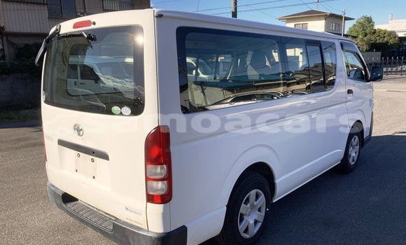 Buy Used Toyota Hiace White Car in Apia in Tuamasaga Buy Used Toyota Hiace White Car in Apia in Tuamasaga