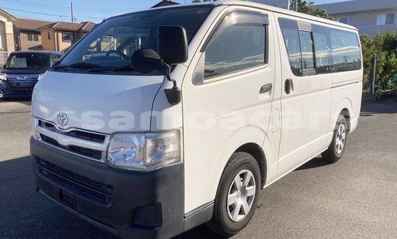 Buy Used Toyota Hiace White Car in Apia in Tuamasaga Buy Used Toyota Hiace White Car in Apia in Tuamasaga