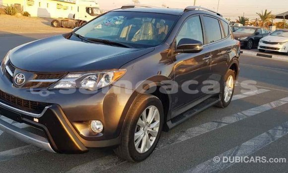 Acheter Import Voiture Toyota RAV4 Autre à Import - Dubai, A'ana Acheter Import Voiture Toyota RAV4 Autre à Import - Dubai, A'ana