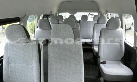 Acheter Occasion Voiture Toyota Hiace Gris à Apai, Aiga-i-le-Tai Acheter Occasion Voiture Toyota Hiace Gris à Apai, Aiga-i-le-Tai