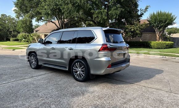 Acheter Occasion Voiture Lexus LX 570 Gris à Apai, Aiga-i-le-Tai Acheter Occasion Voiture Lexus LX 570 Gris à Apai, Aiga-i-le-Tai