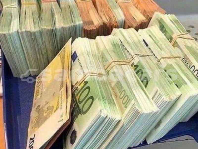 Big with watermark alfa romeo 147 vaisigano asau 5557