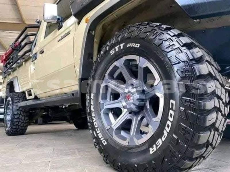 Big with watermark toyota land cruiser gaga emauga fagamalo 5568